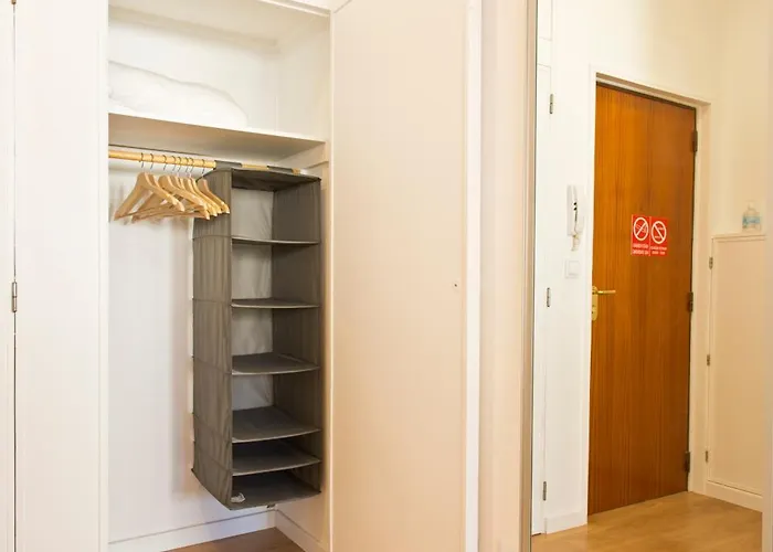 Casa Roberto - Apartment, Lift, Ac, Car Parking - Extra *