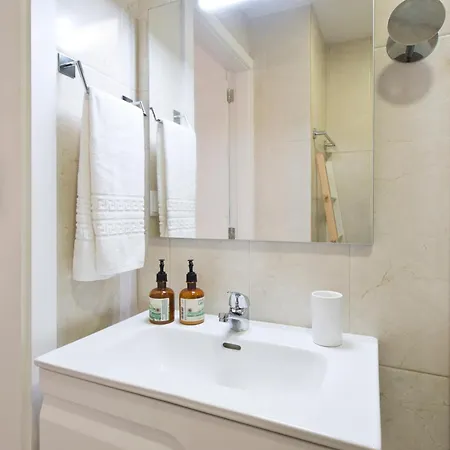 Appartement Casa Roberto - Apartment, Lift, Ac, Car Parking - Extra