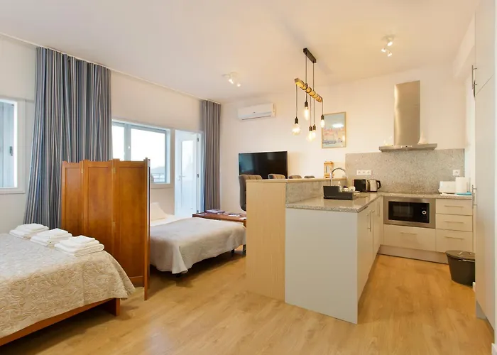 Casa Roberto - Apartment, Lift, Ac, Car Parking - Extra דירה